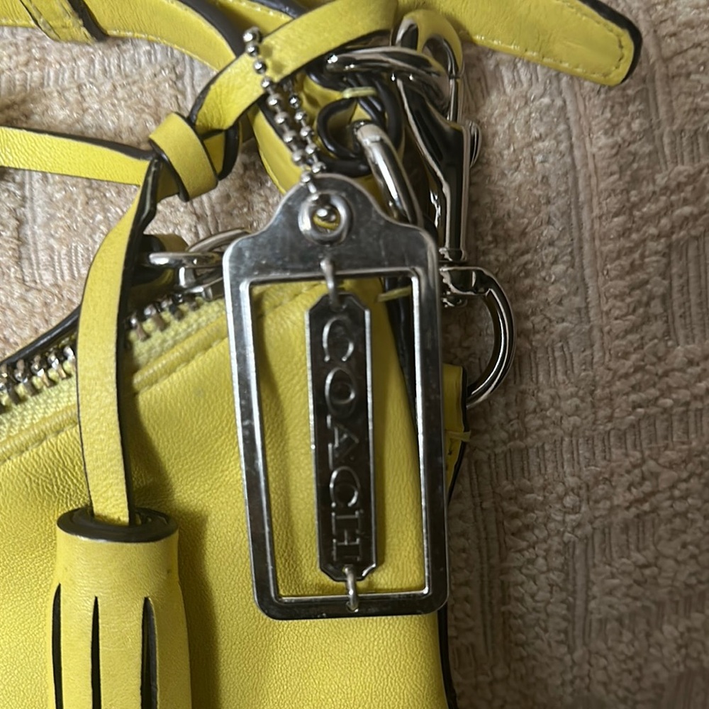 Coach Yellow Leather Shoulder Bag - Picture 2 of 4